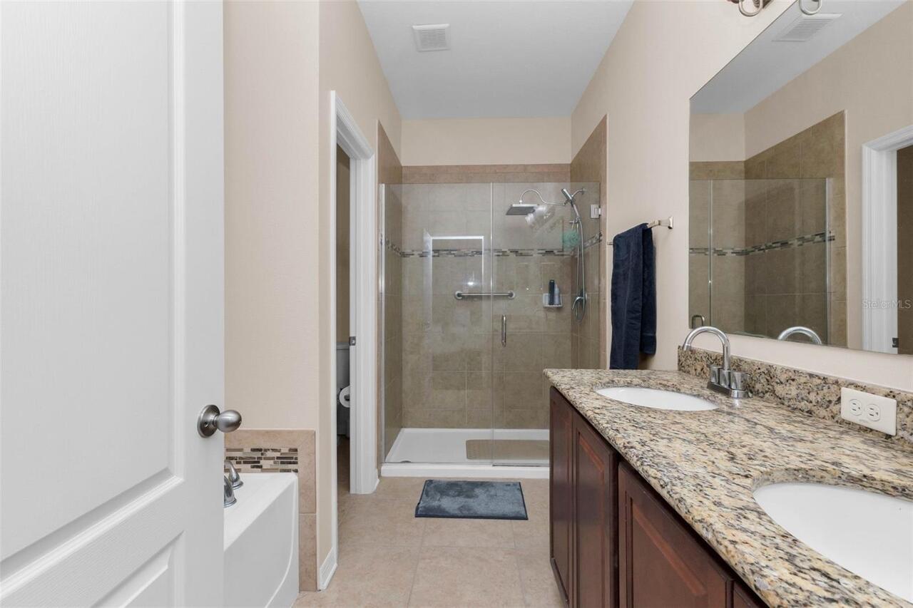 Listing Photo 17