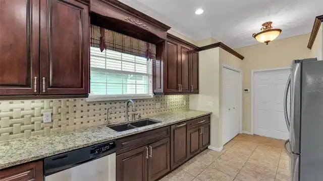 Listing Photo 17