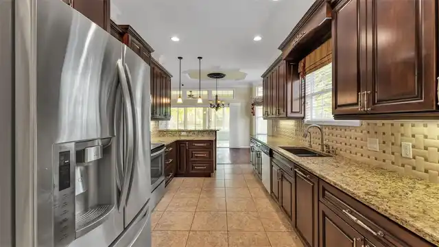 Listing Photo 19
