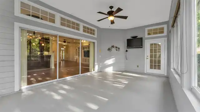 Listing Photo 28
