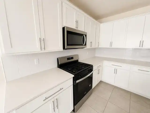 Listing Photo 13