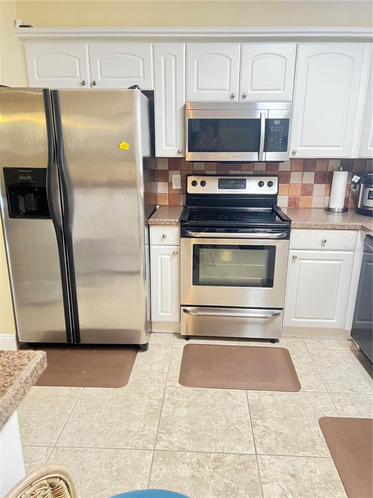 Listing Photo 11