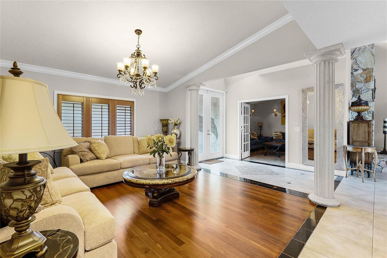 Listing Photo 8