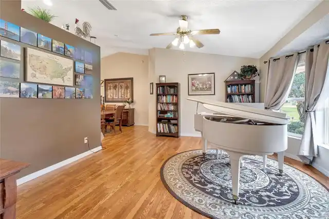 Listing Photo 17
