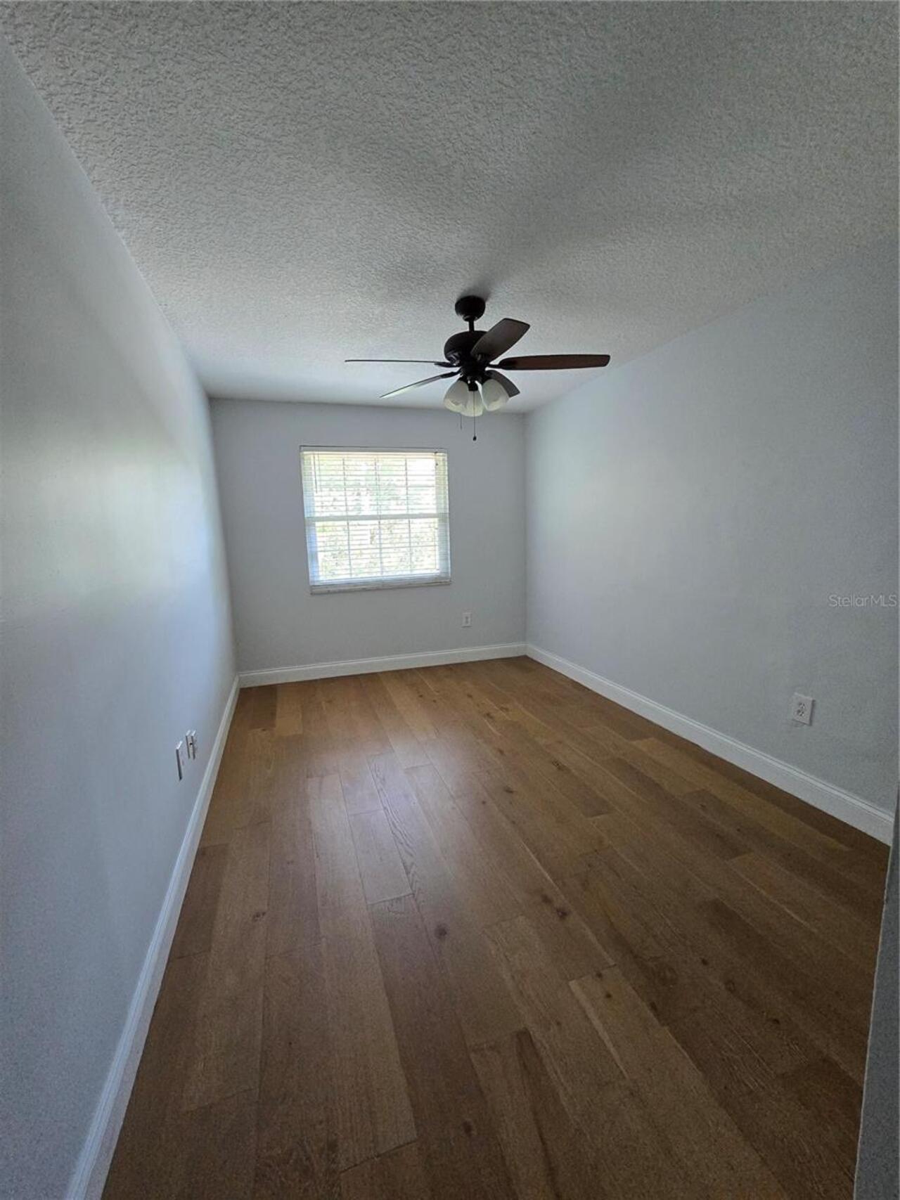 Listing Photo 24