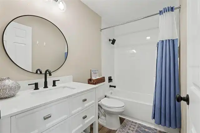 Listing Photo 15