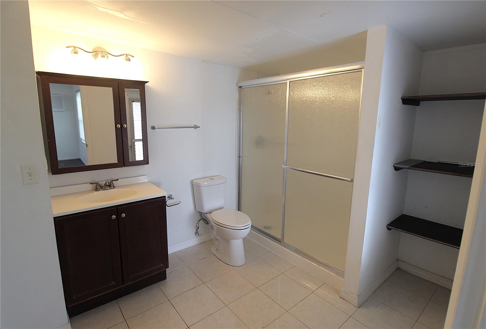 Listing Photo 14