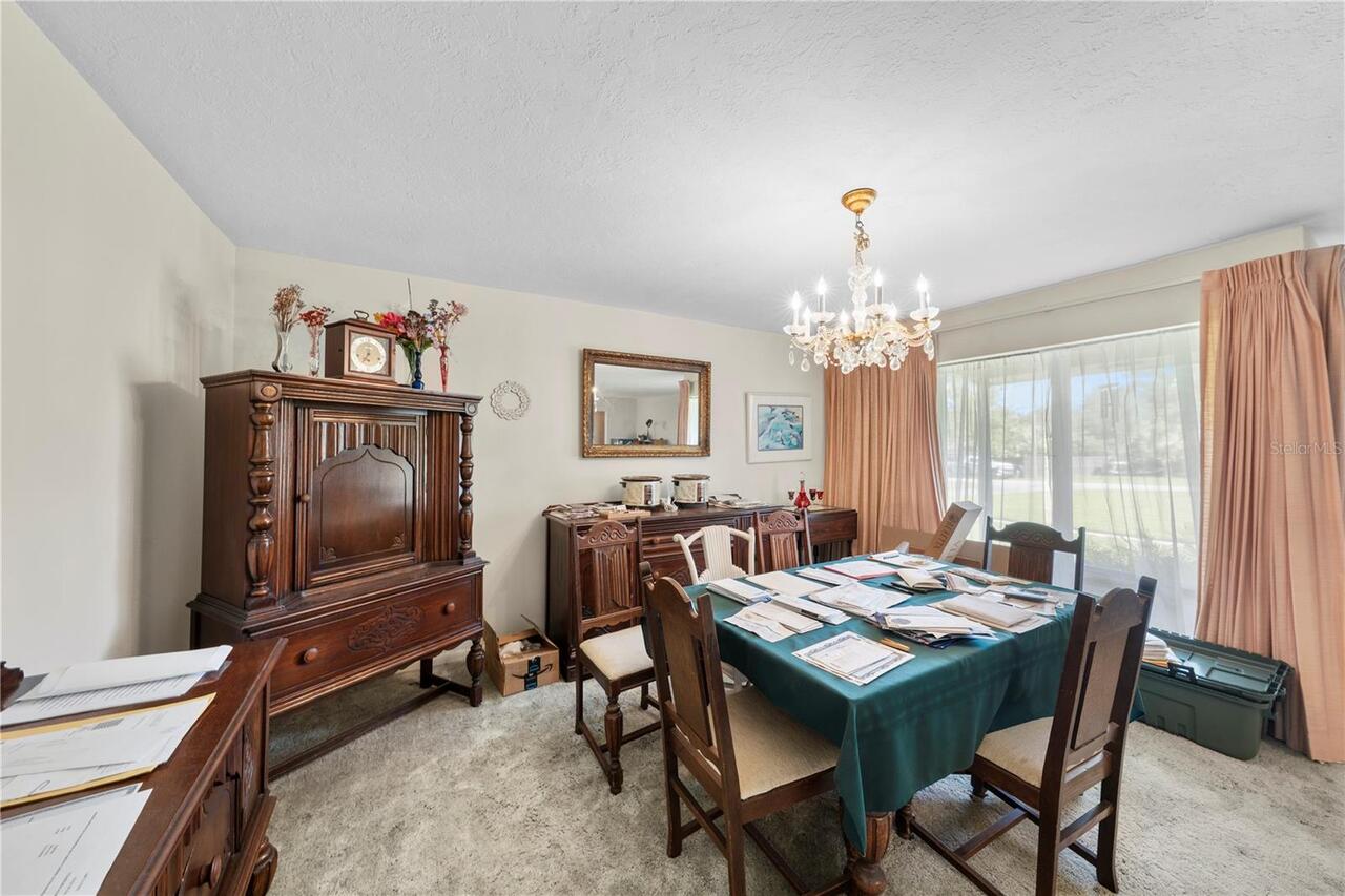 Listing Photo 11