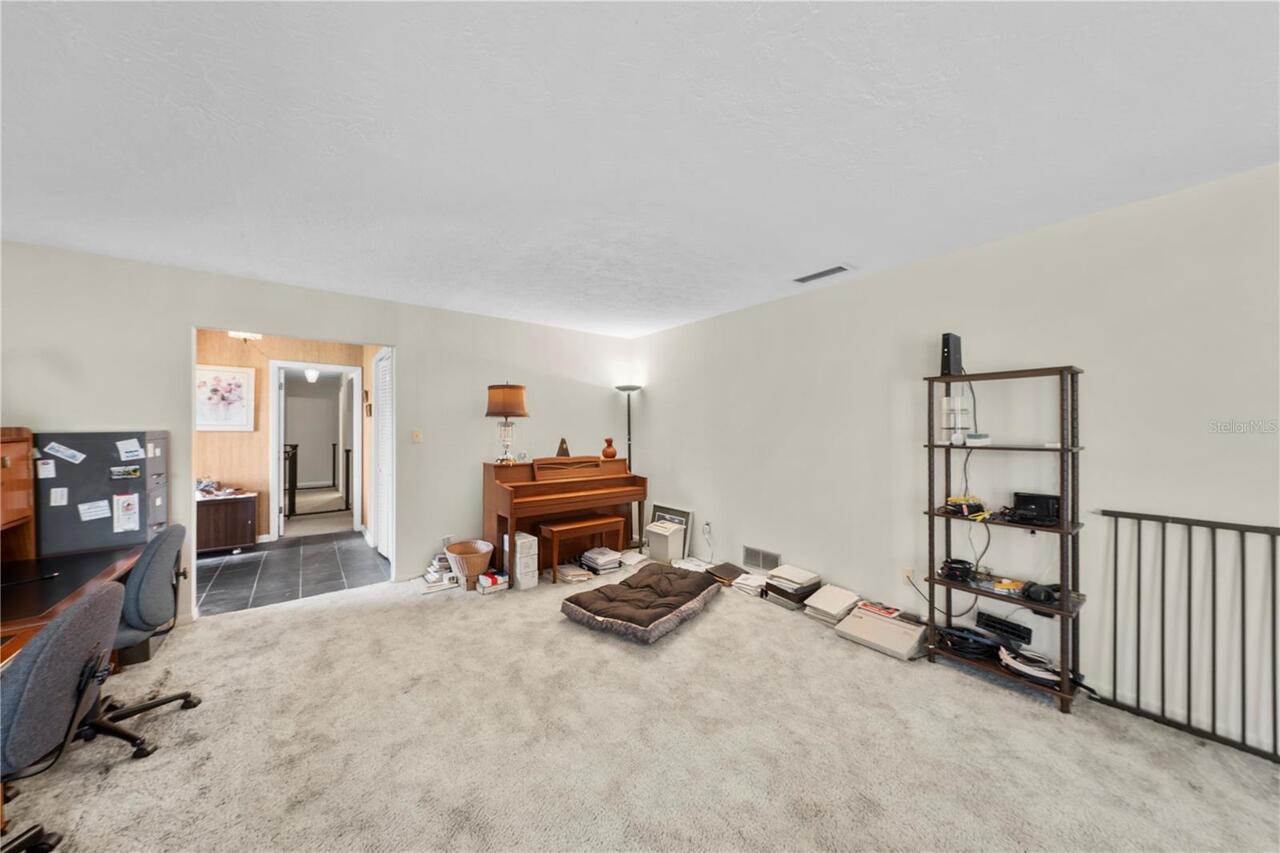 Listing Photo 14
