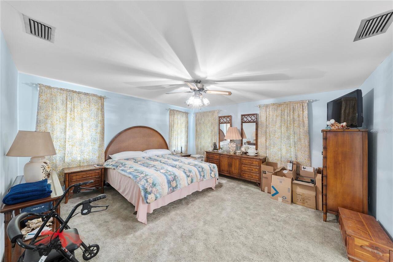 Listing Photo 42