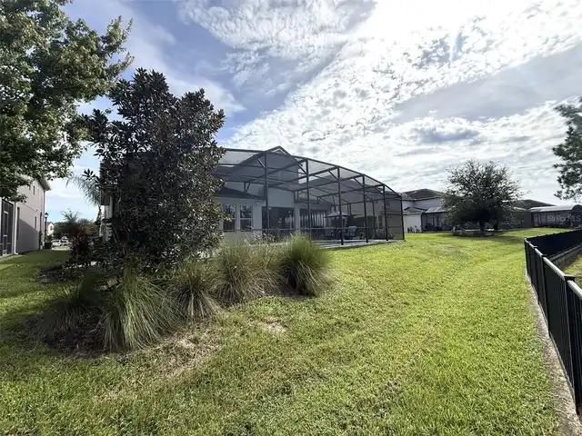 Listing Photo 22