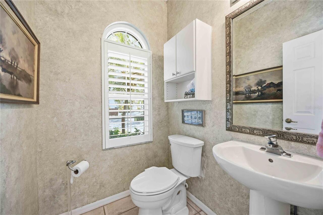Listing Photo 14