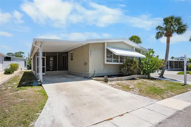 Listing Photo 29