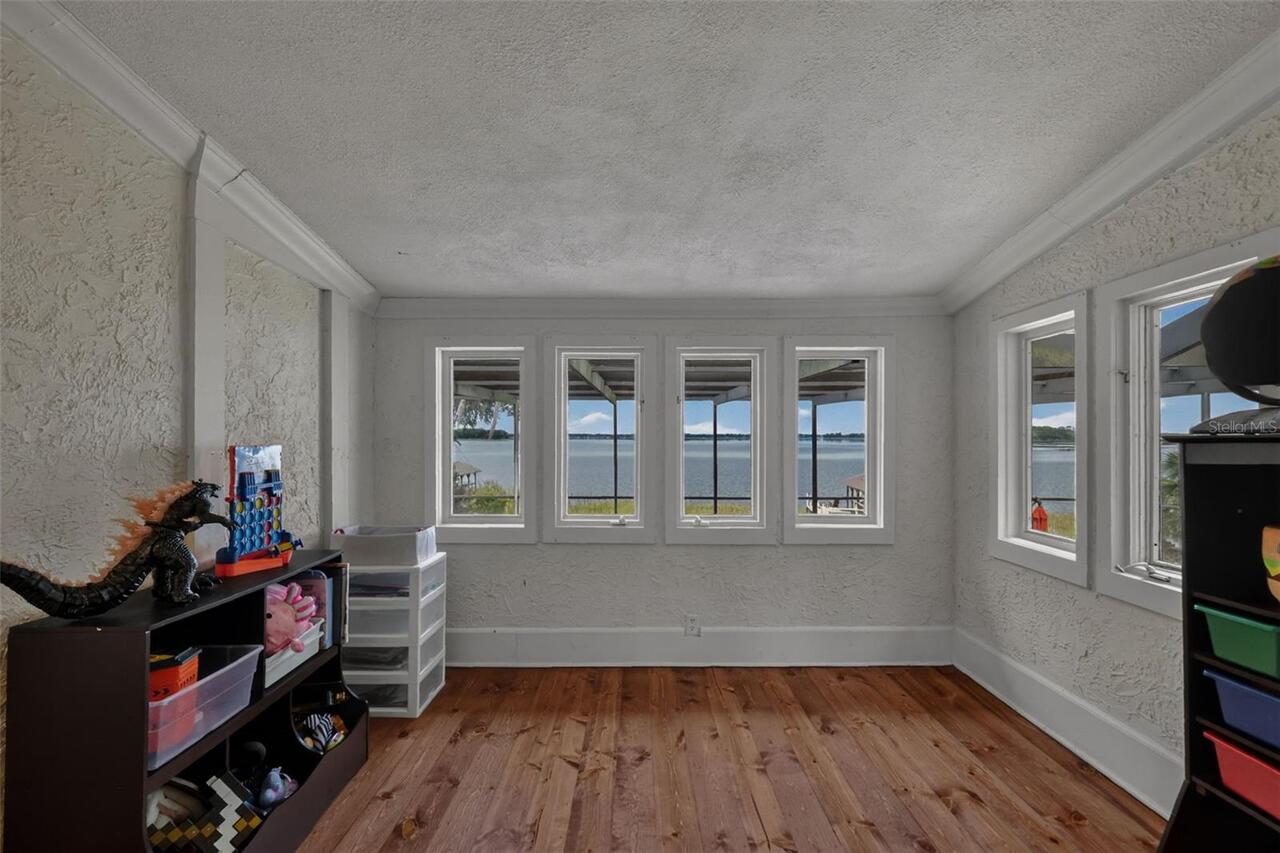 Listing Photo 33