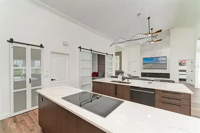 Listing Photo 22