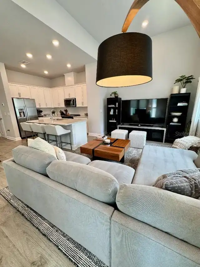 Listing Photo 17