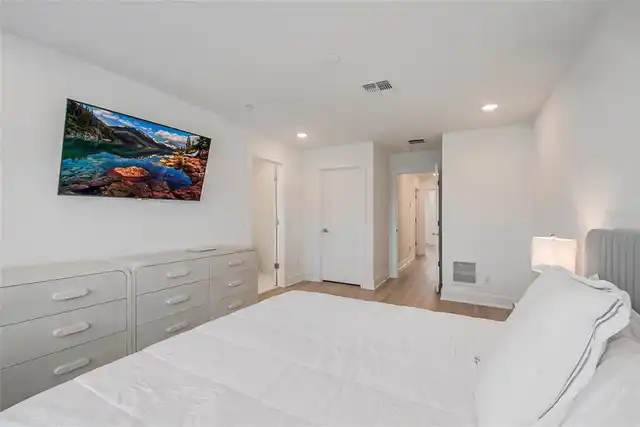 Listing Photo 41