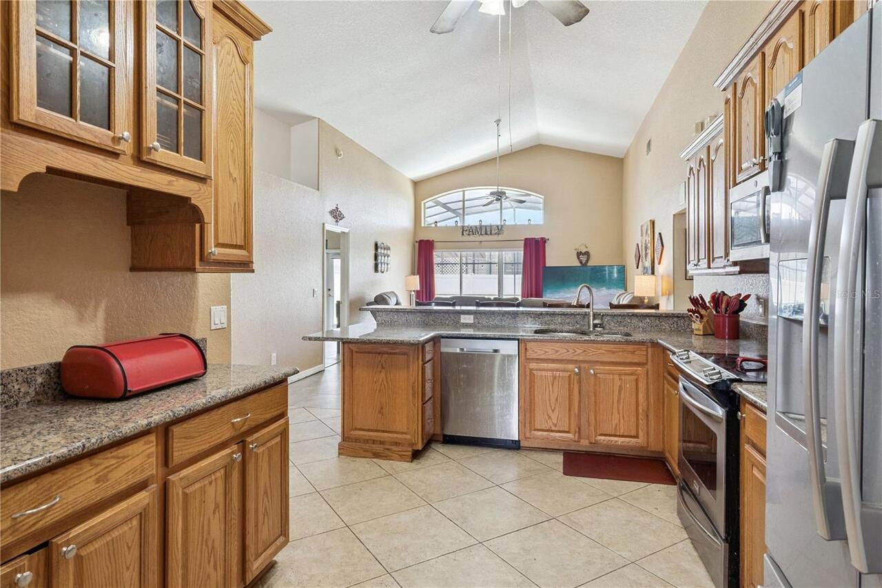 Listing Photo 11