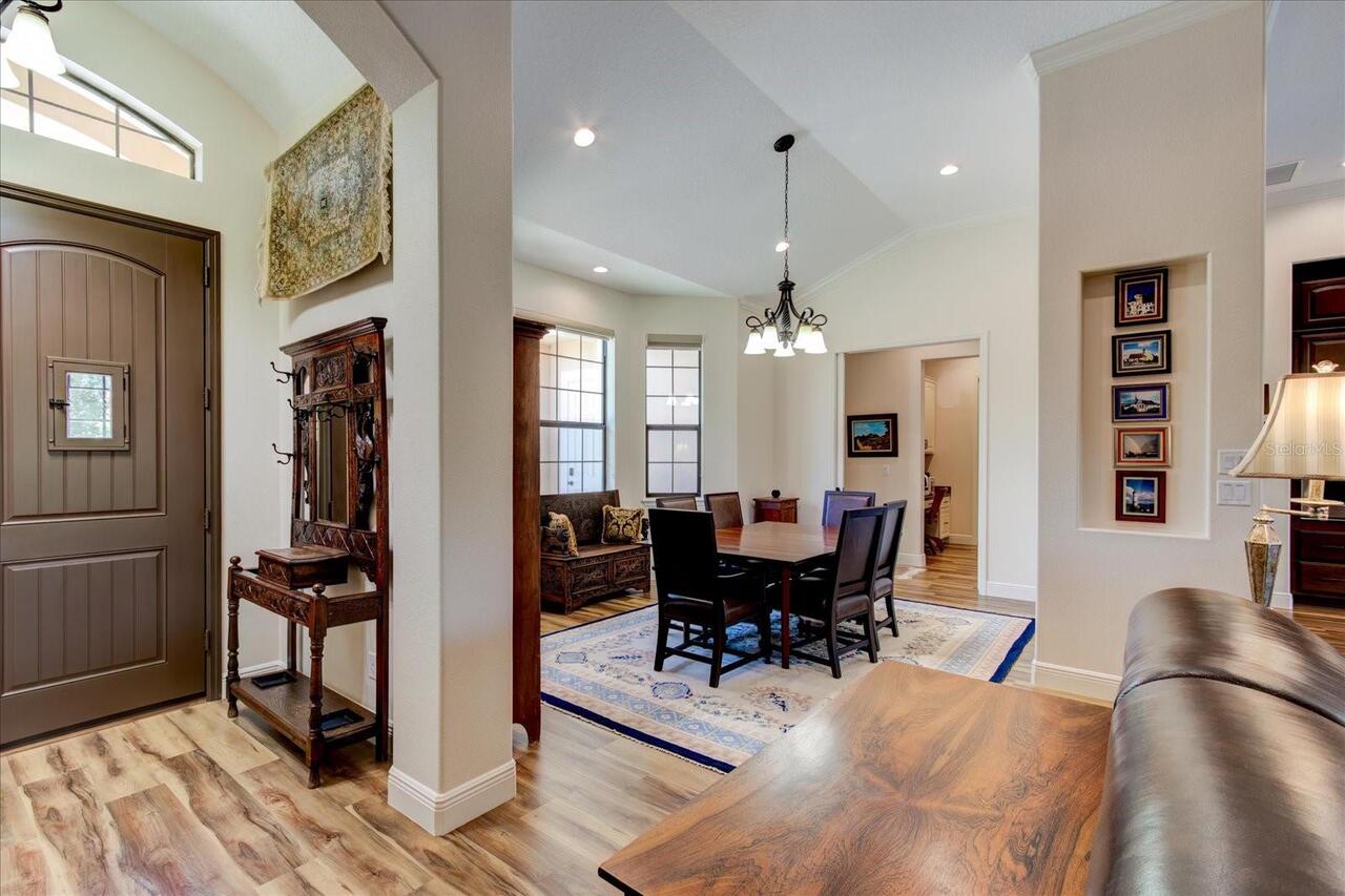 Listing Photo 18