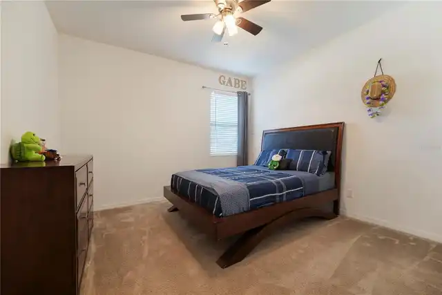 Listing Photo 11