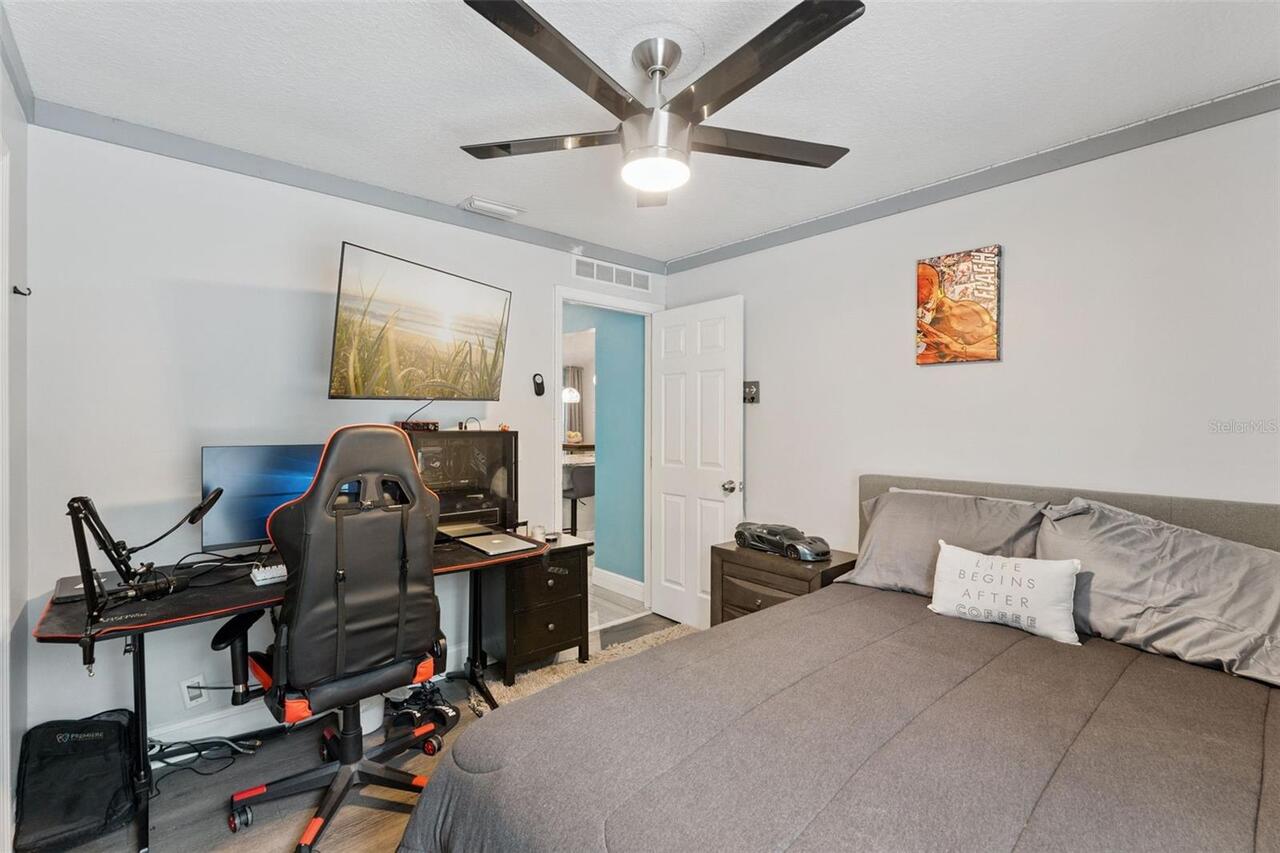 Listing Photo 19