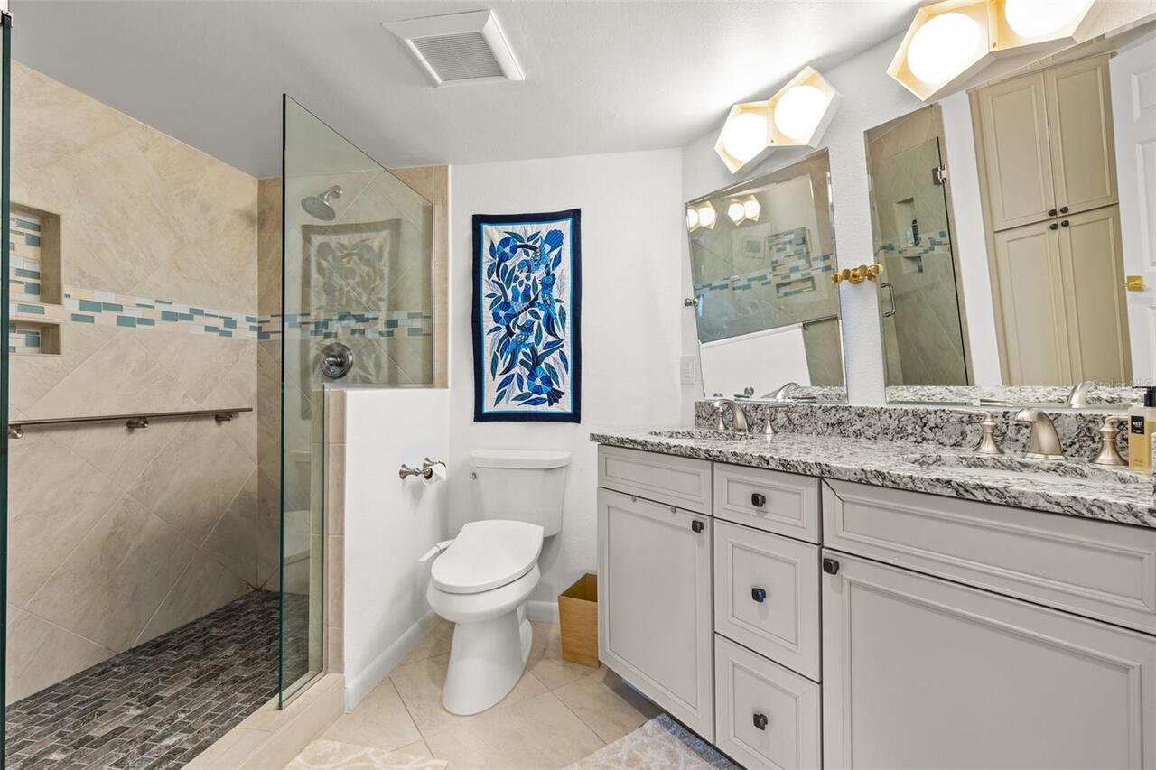 Listing Photo 42