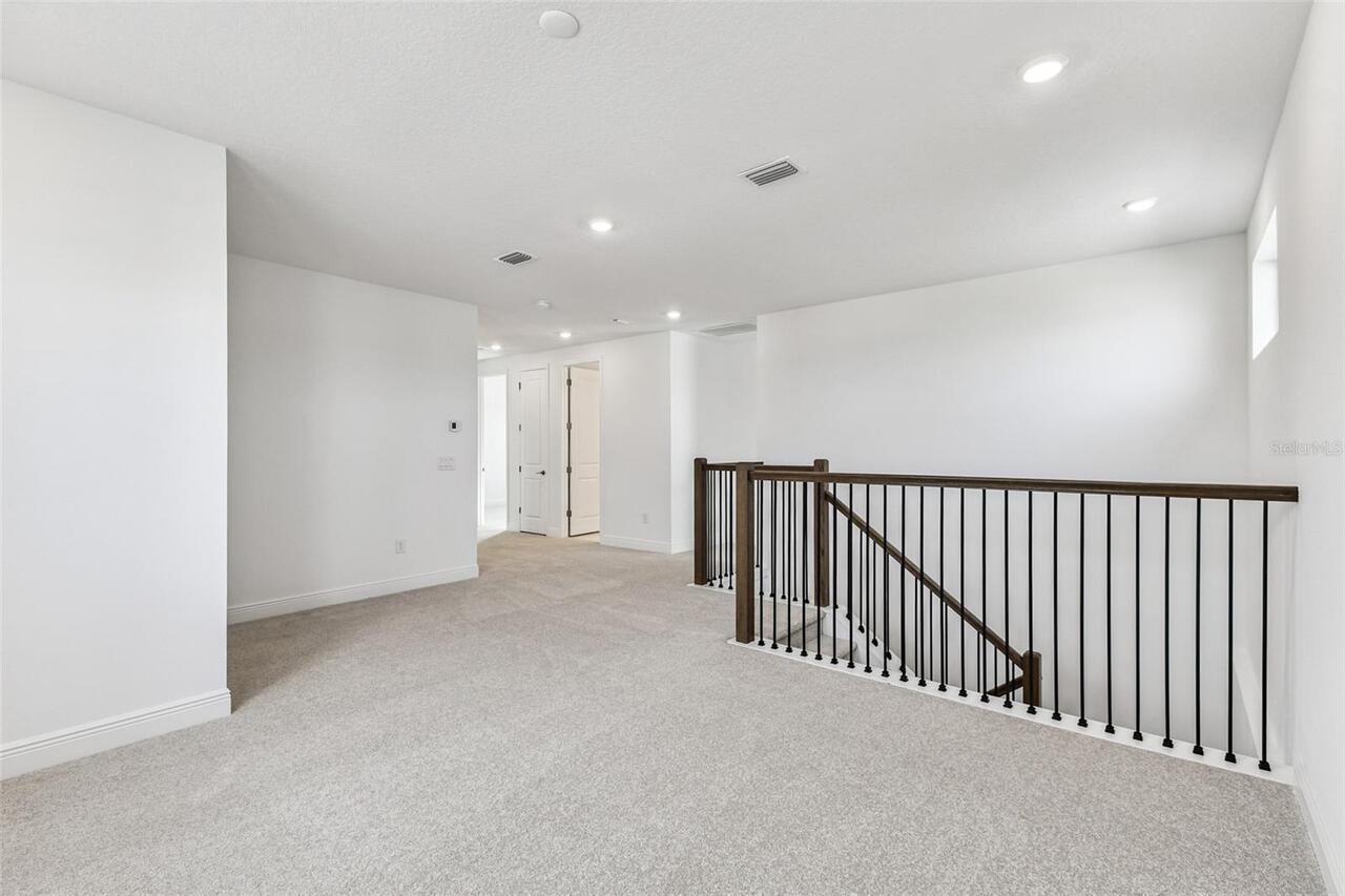 Listing Photo 14