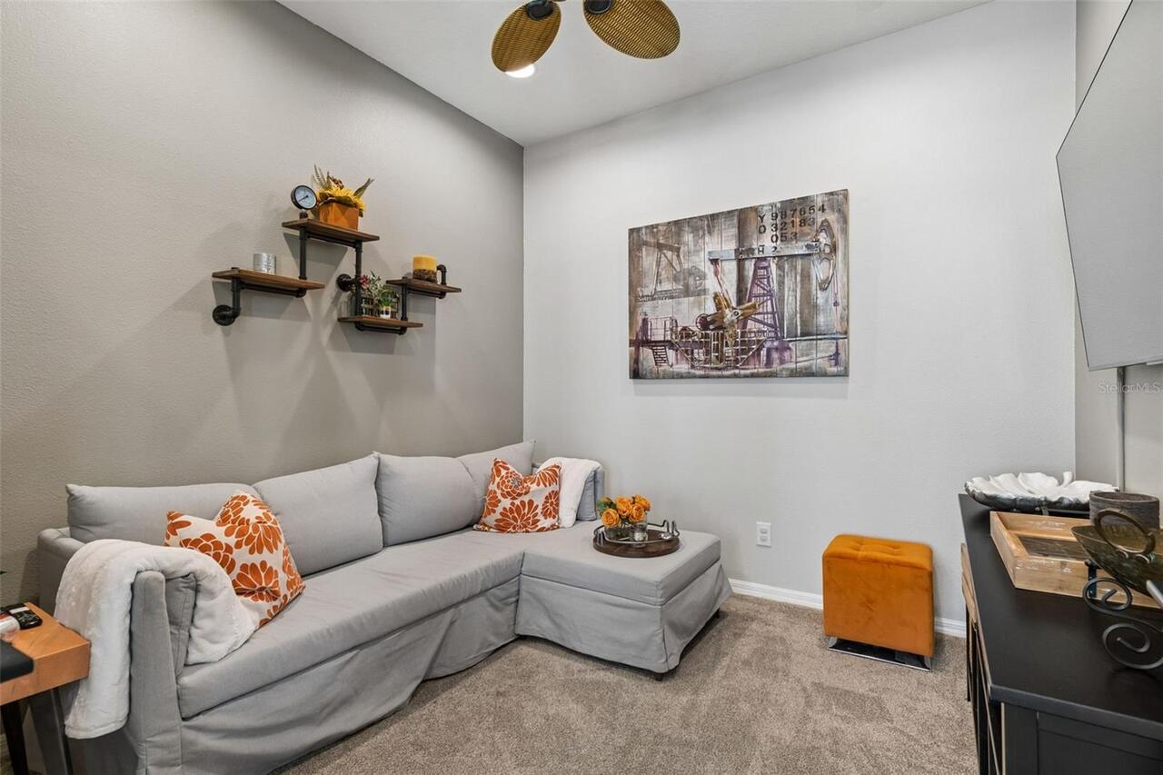 Listing Photo 11