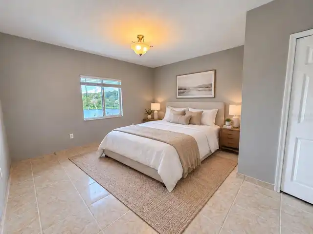 Listing Photo 9