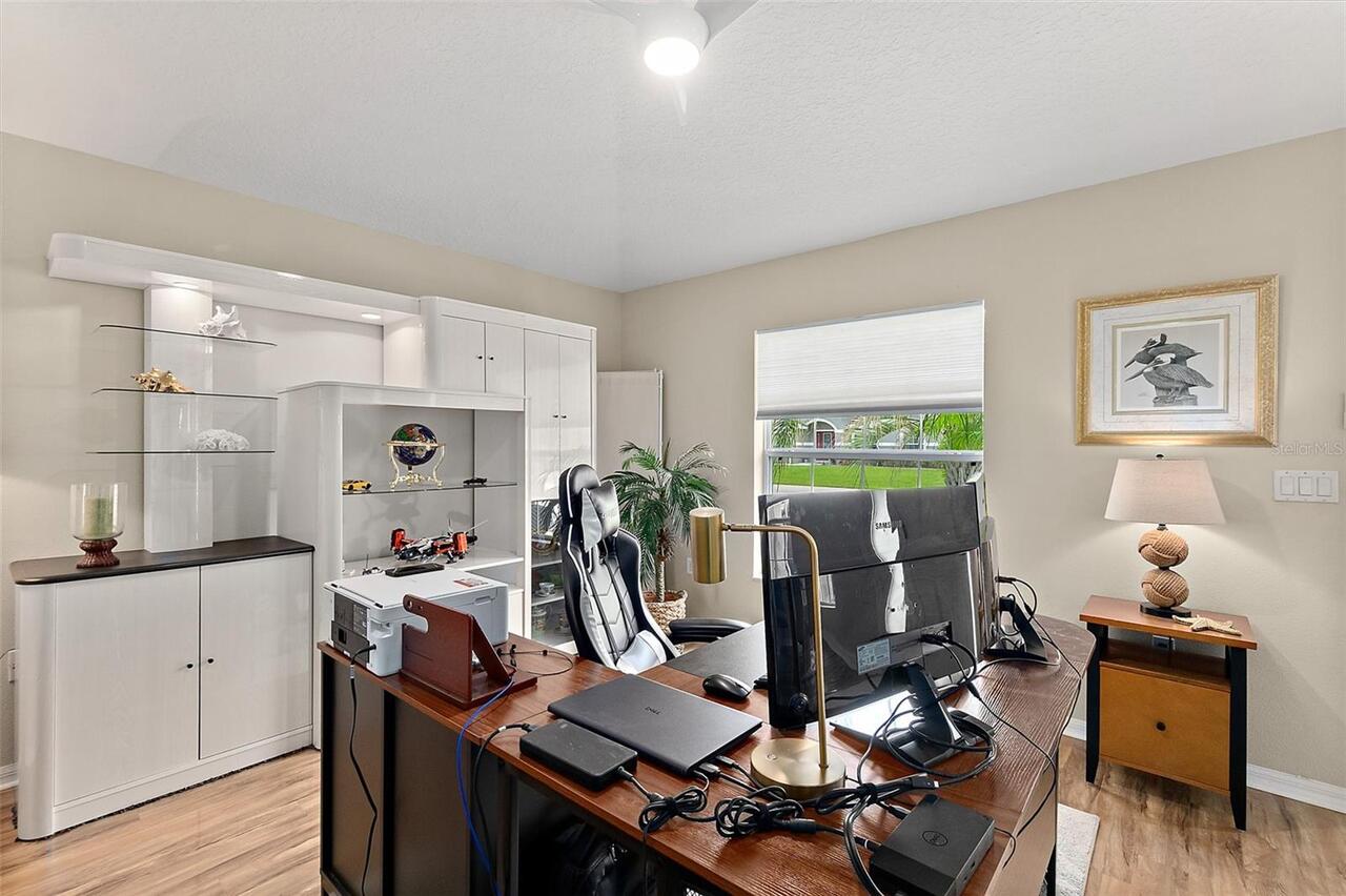 Listing Photo 8