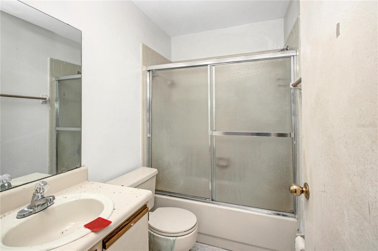 Listing Photo 15