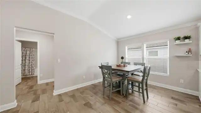 Listing Photo 32