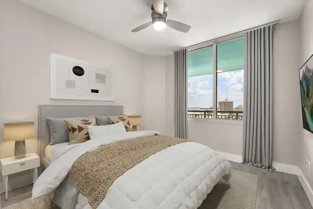 Listing Photo 10