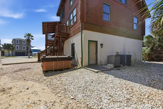 Listing Photo 11
