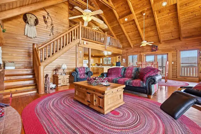 Listing Photo 18
