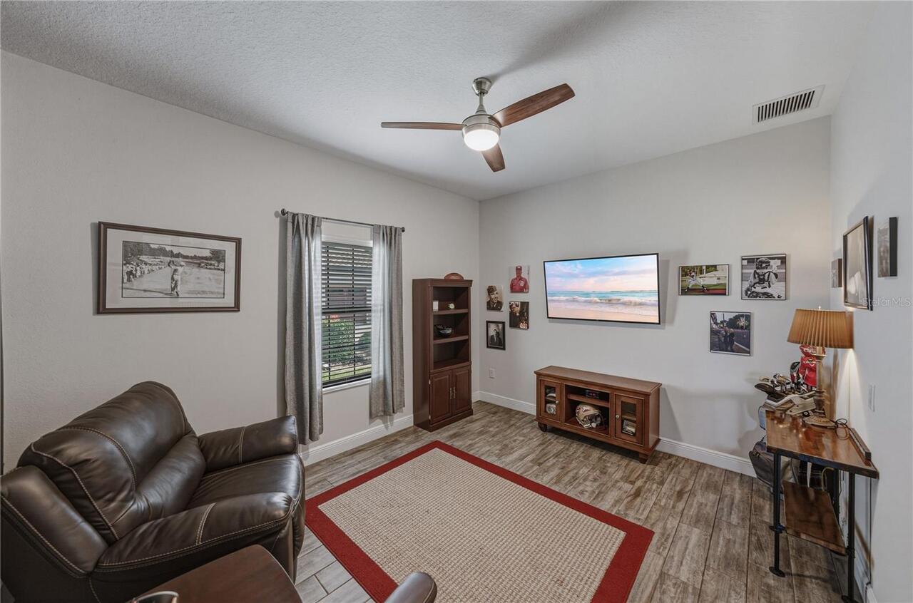 Listing Photo 32