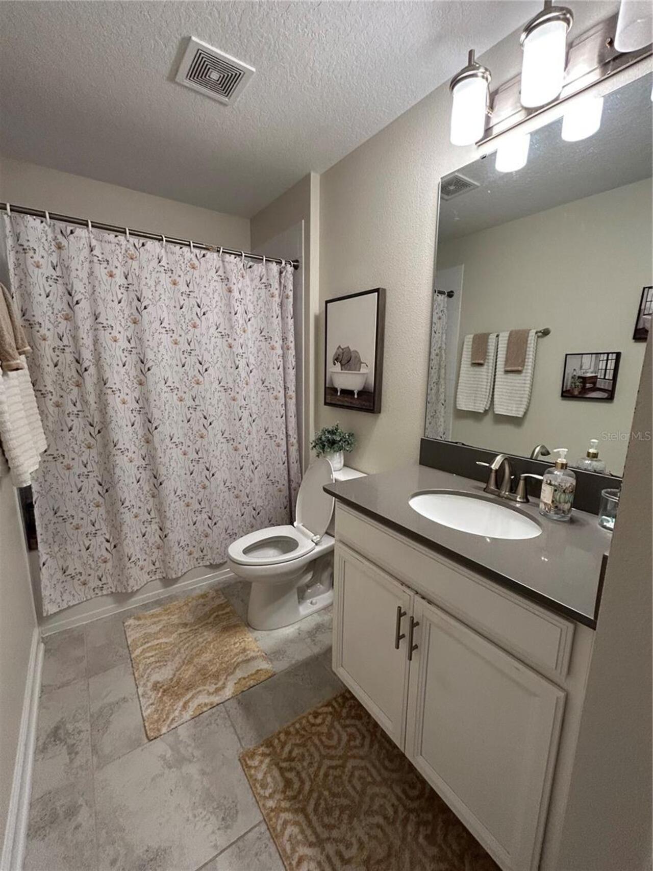 Listing Photo 9