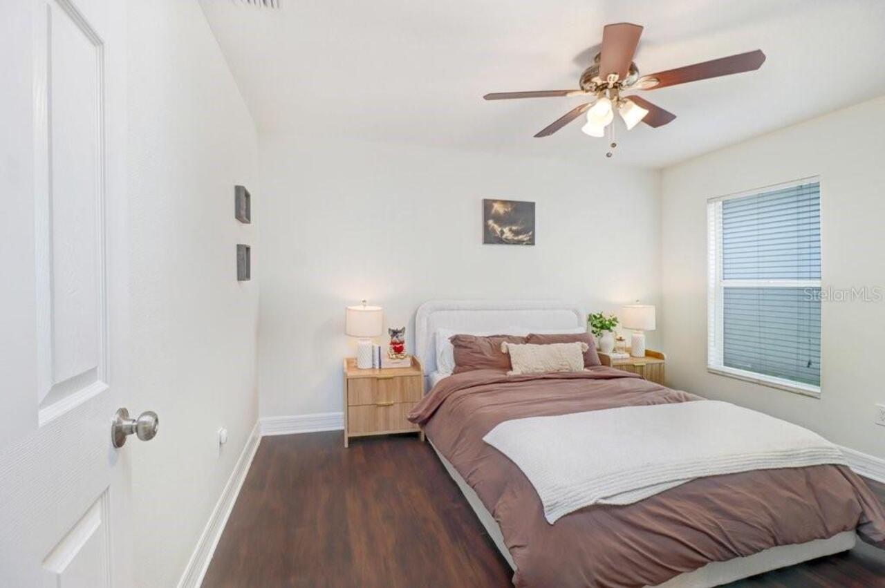 Listing Photo 17