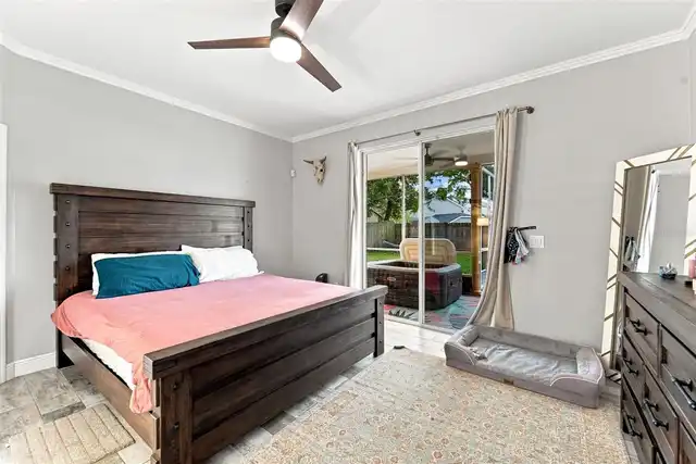 Listing Photo 14