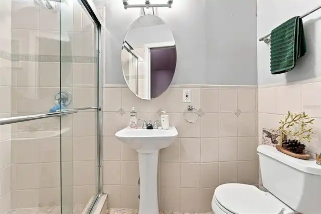 Listing Photo 15