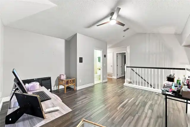 Listing Photo 21