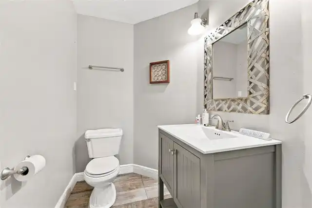 Listing Photo 22