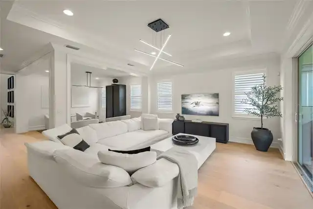 Listing Photo 22