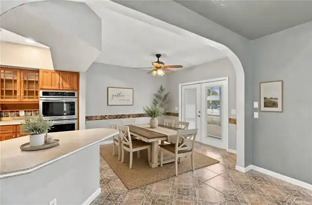 Listing Photo 12