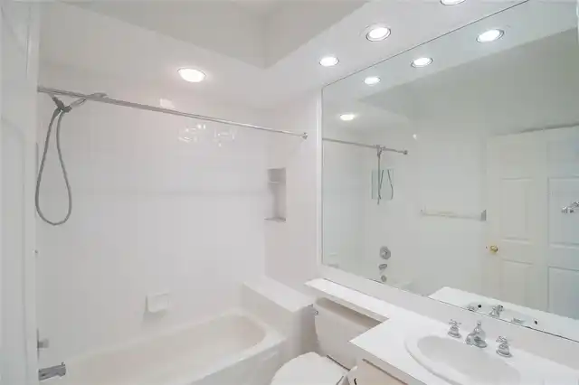 Listing Photo 28