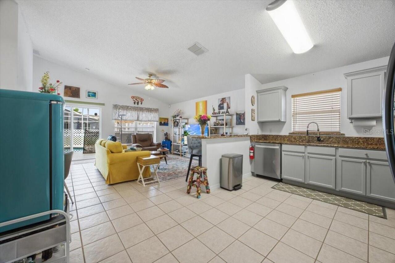 Listing Photo 15