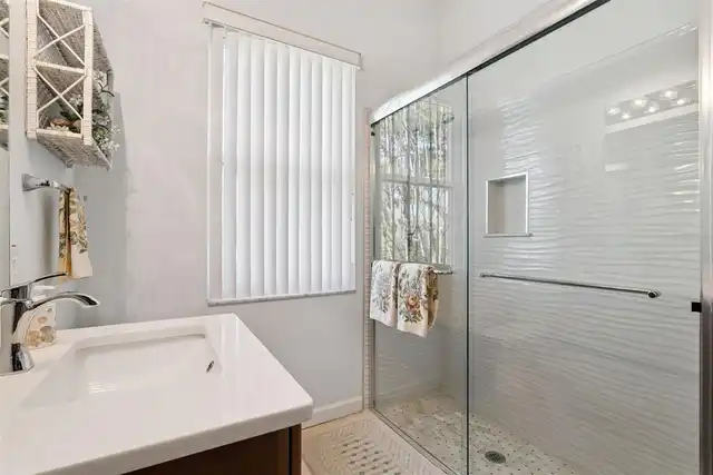 Listing Photo 20