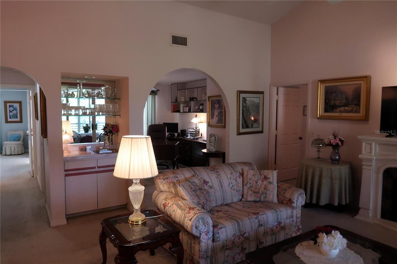 Listing Photo 14