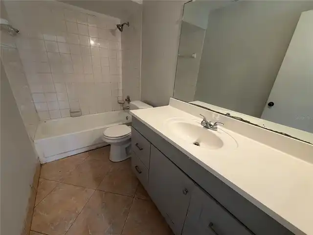Listing Photo 7