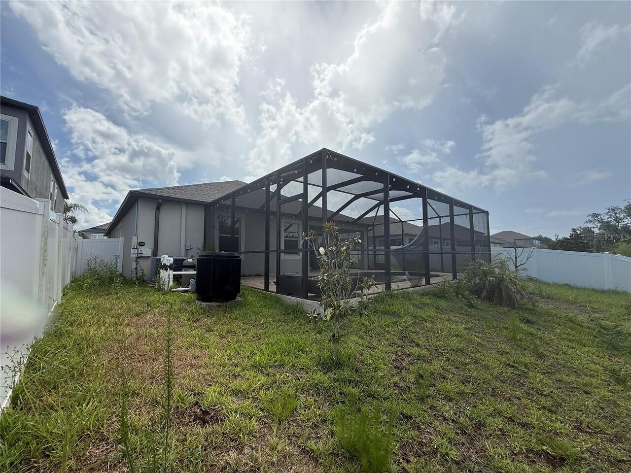 Listing Photo 5